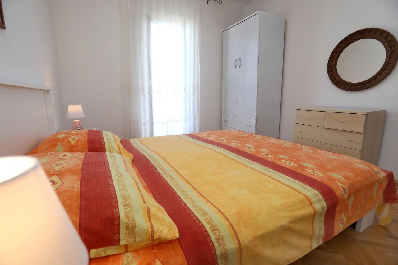 Apartman Karaga Trogir Bagian luar foto