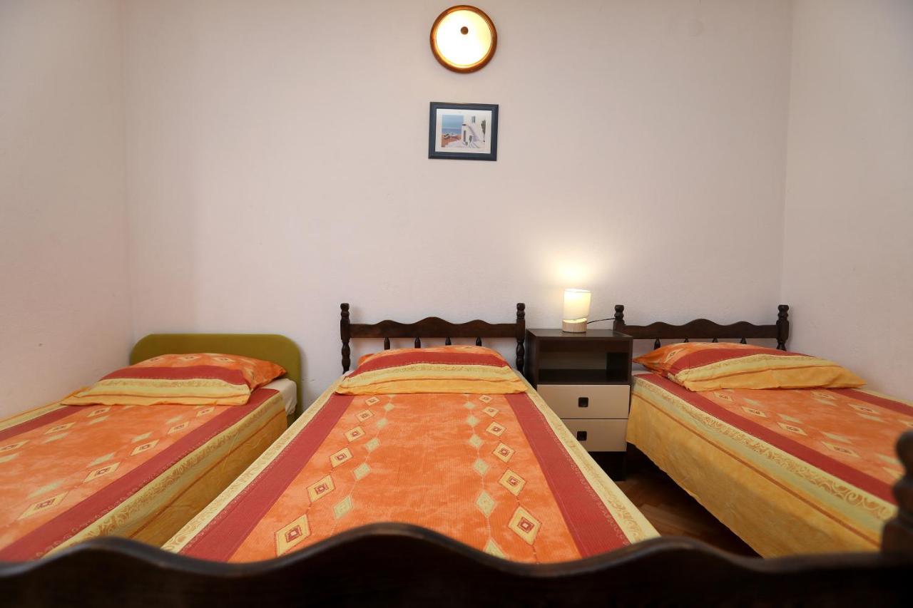 Apartman Karaga Trogir Bagian luar foto